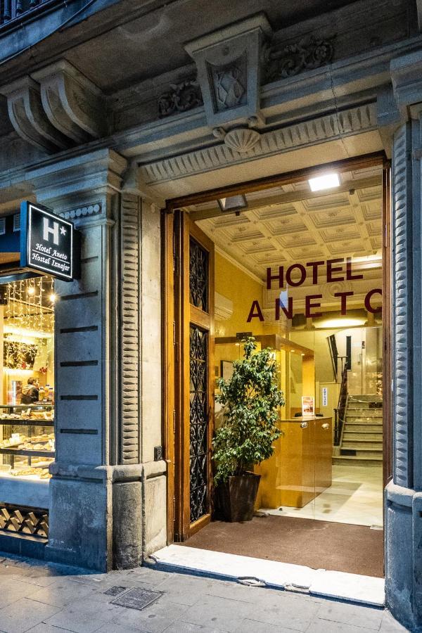 Hotel Aneto Barcelona Bagian luar foto